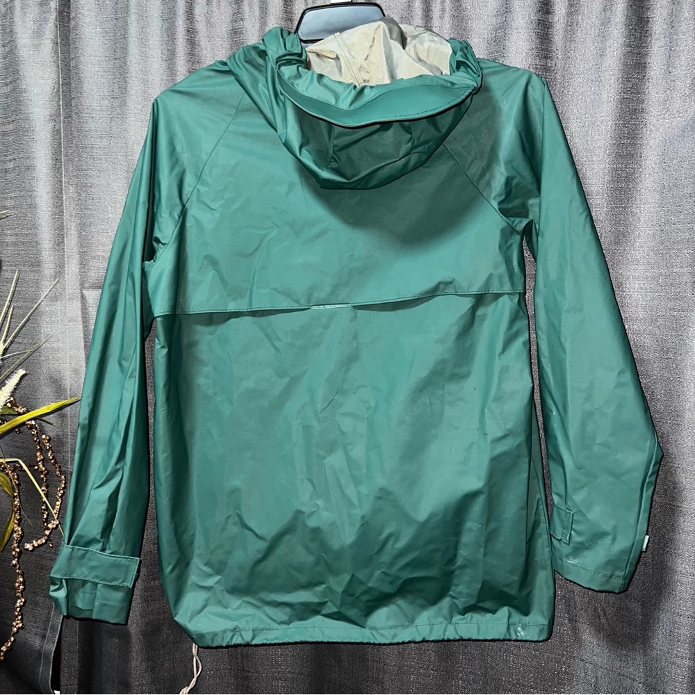 L.L. Bean Maine Guide Jacket with Green Accents - Picture 3 of 4